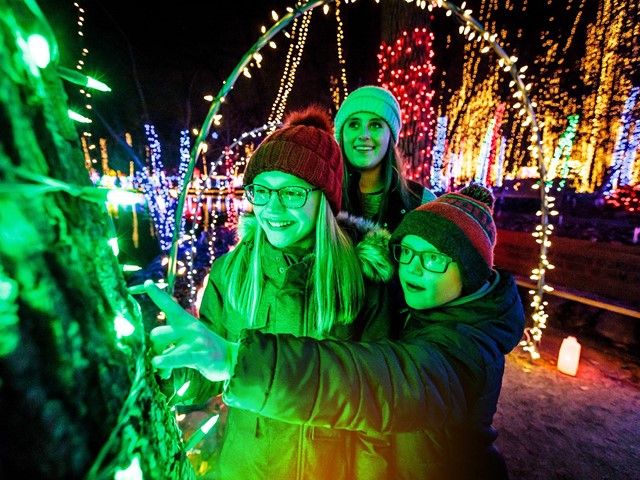 Wisconsin Holiday Light Shows