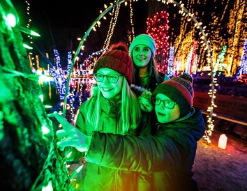 Wisconsin Holiday Light Shows