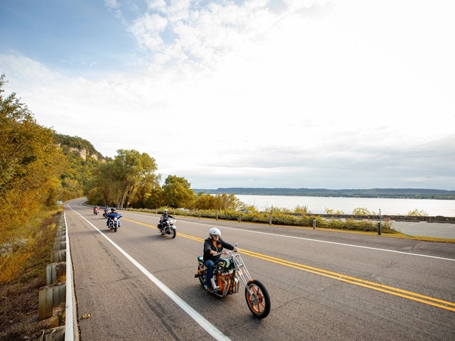 7 Wisconsin Motorcycle Tours for Fall