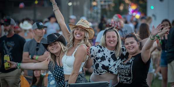 Country Thunder Music Festival | Travel Wisconsin