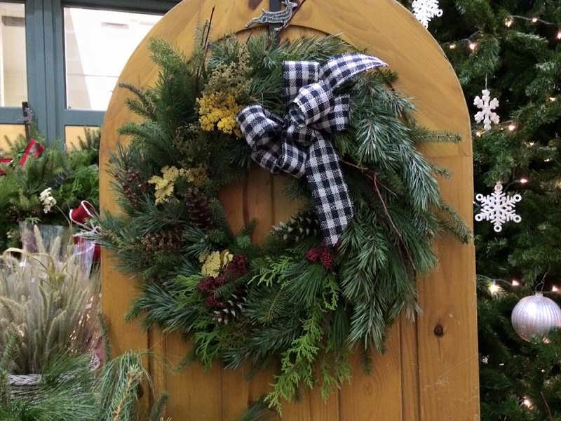 Holiday Craft Fair of Washington County | Travel Wisconsin