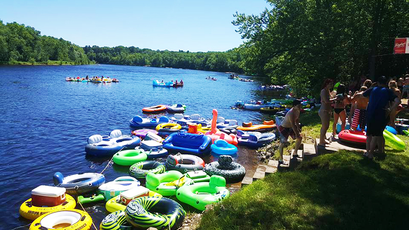 Loopy s Grill Saloon at Chippewa River Travel Wisconsin