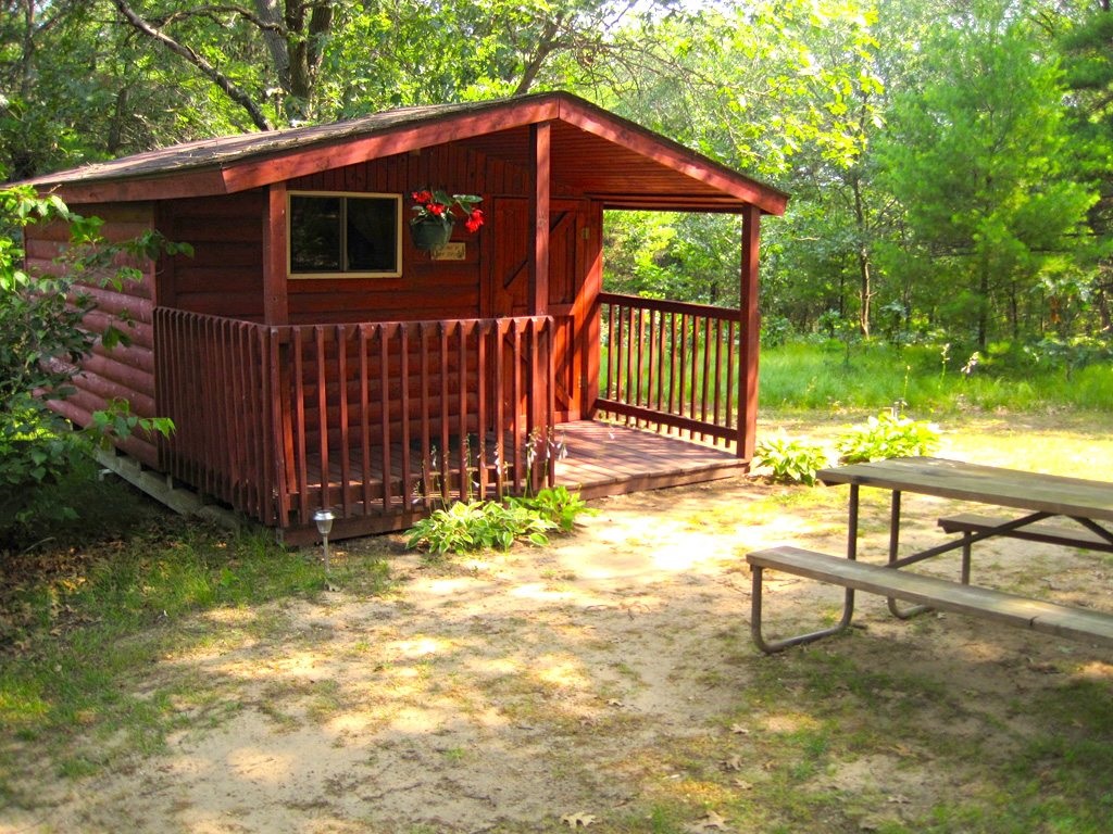 Dell Pines Campground | Travel Wisconsin