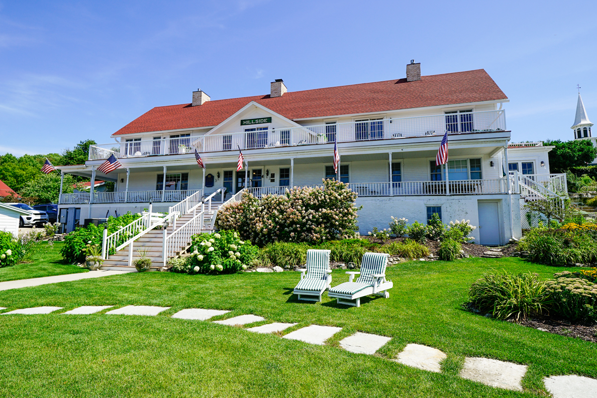 waterfront hotels in sister bay wi