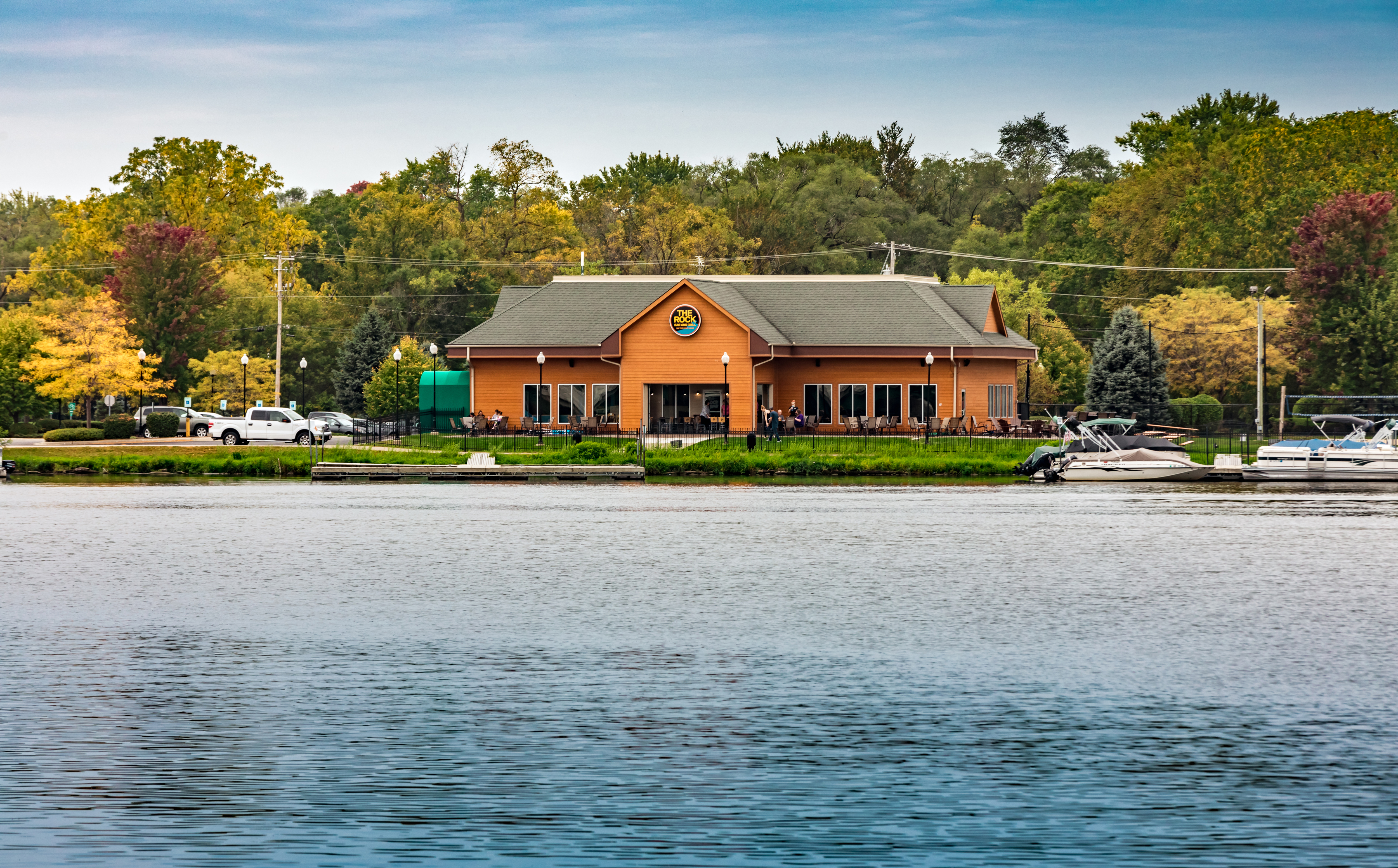 The rock bar and clearance grill