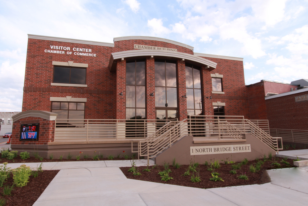 Chippewa Falls Chamber of Commerce Visitors Center Travel