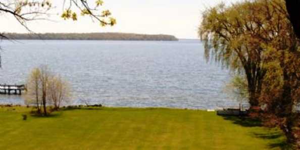 Red Brick Lakefront Home Travel Wisconsin