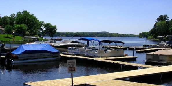 lake wisconsin country club boat slips
