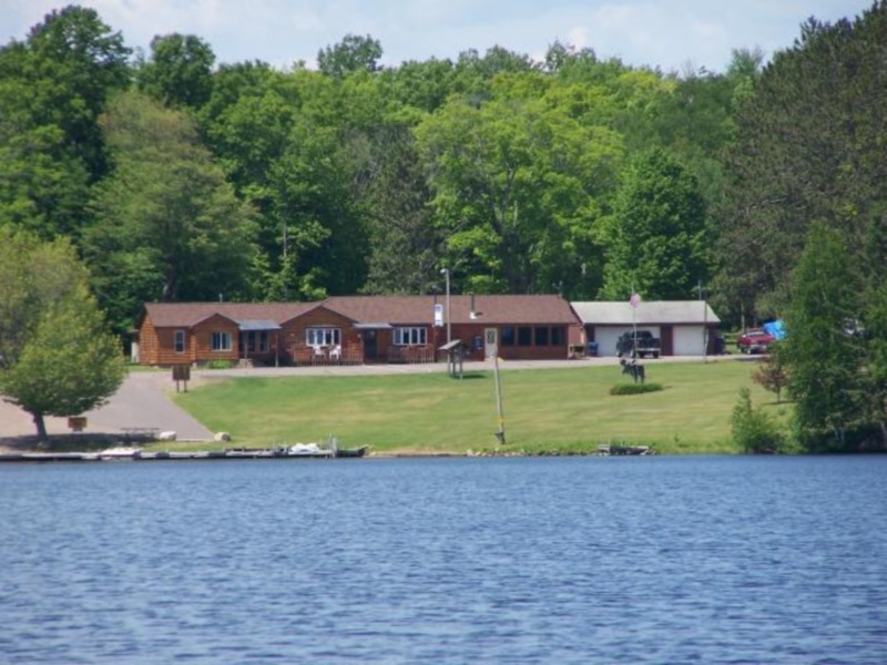 Louie's Landing Restaurant | Travel Wisconsin