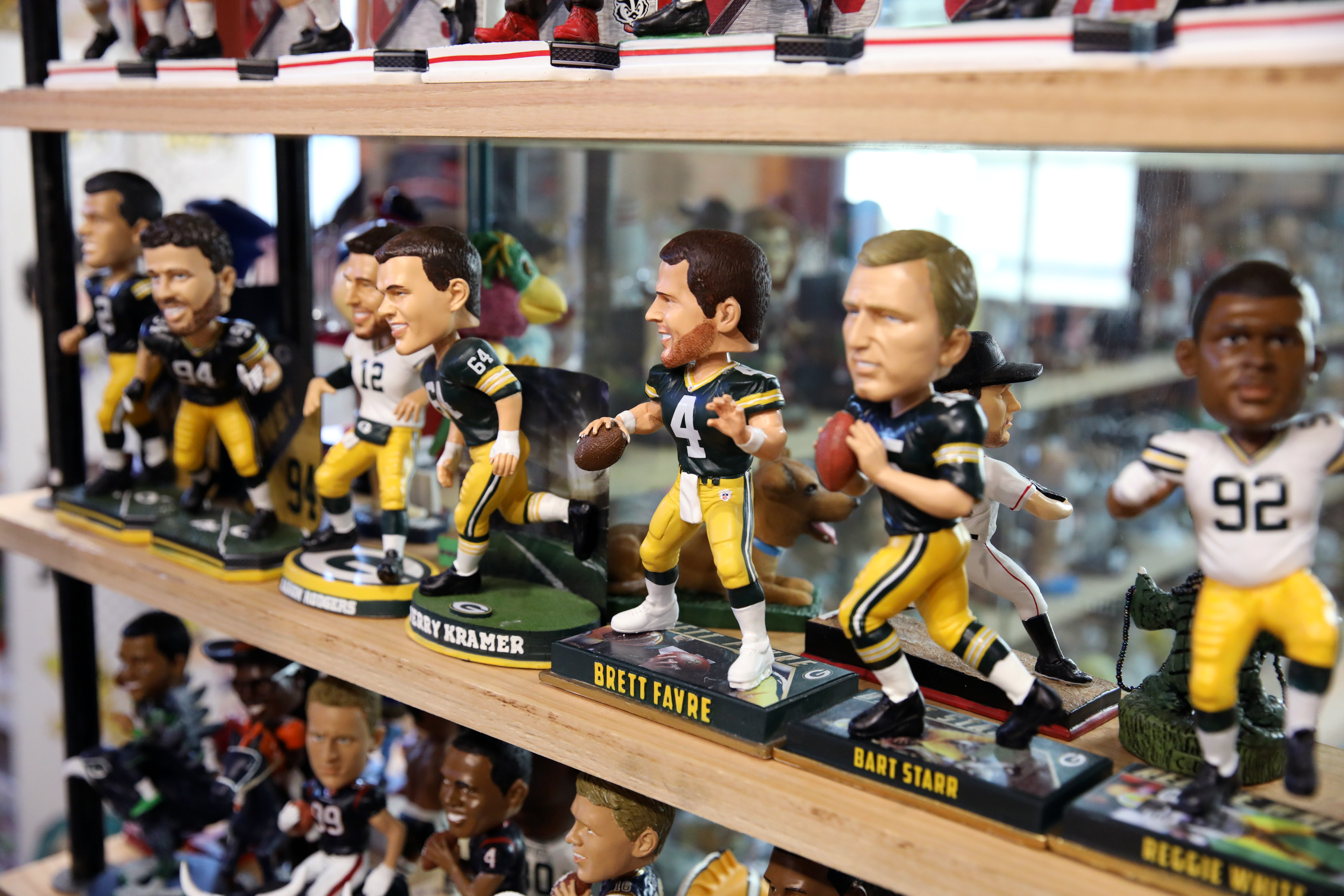 Where To See The World's Largest Collection of Bobbleheads