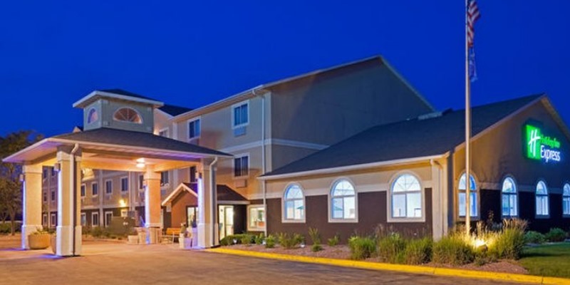 Holiday Inn Express - DeForest | Travel Wisconsin