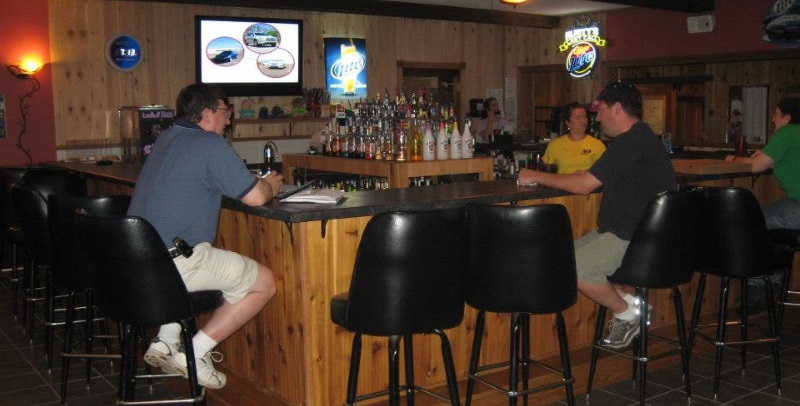 Club 10 Entertainment Center | Travel Wisconsin